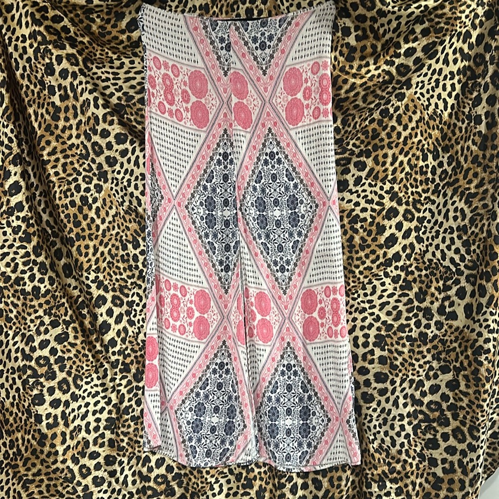 Roxy Long skirt with four slits